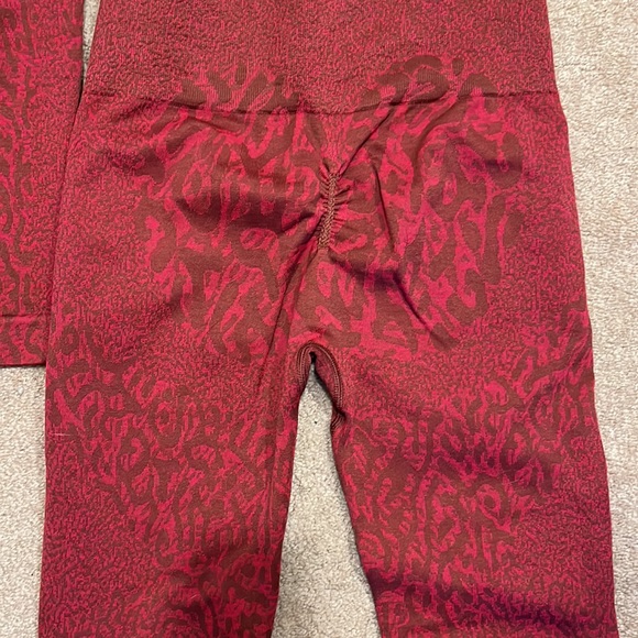 Gymshark set - Picture 6 of 6